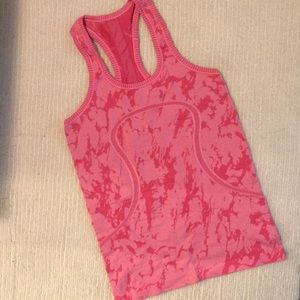 lululemon tank top sz 4